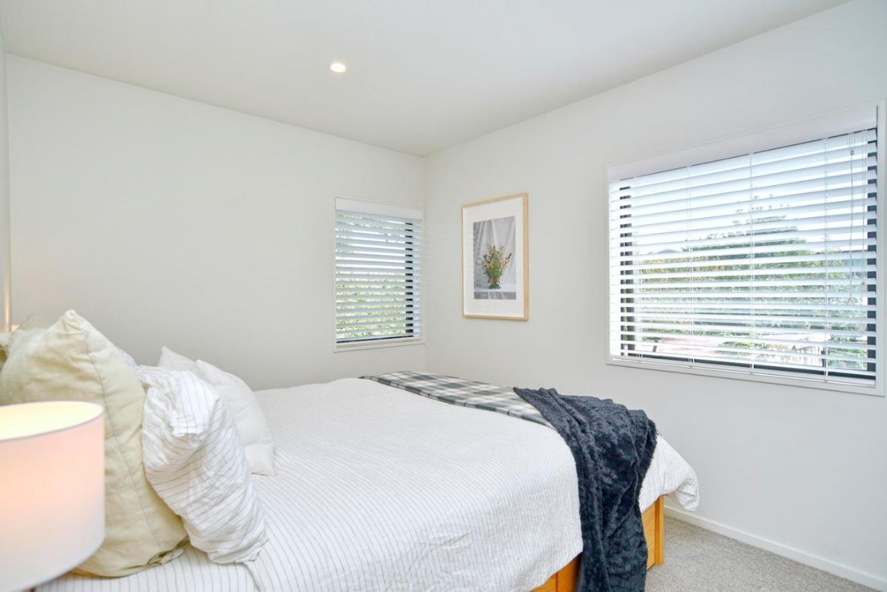 Dickens St - Christchurch Holiday Homes Exteriör bild